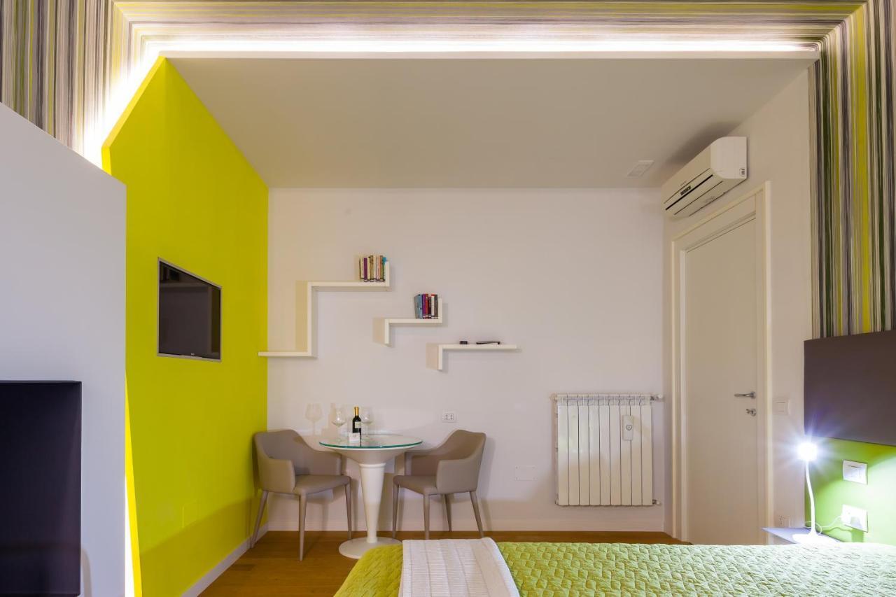 A Suites Соренто Екстериор снимка